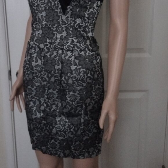 Rachael G. Black and Gold Floral Print Dress, Size 4 - Picture 13 of 16